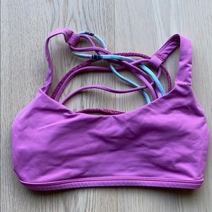 Lululemon sports bra